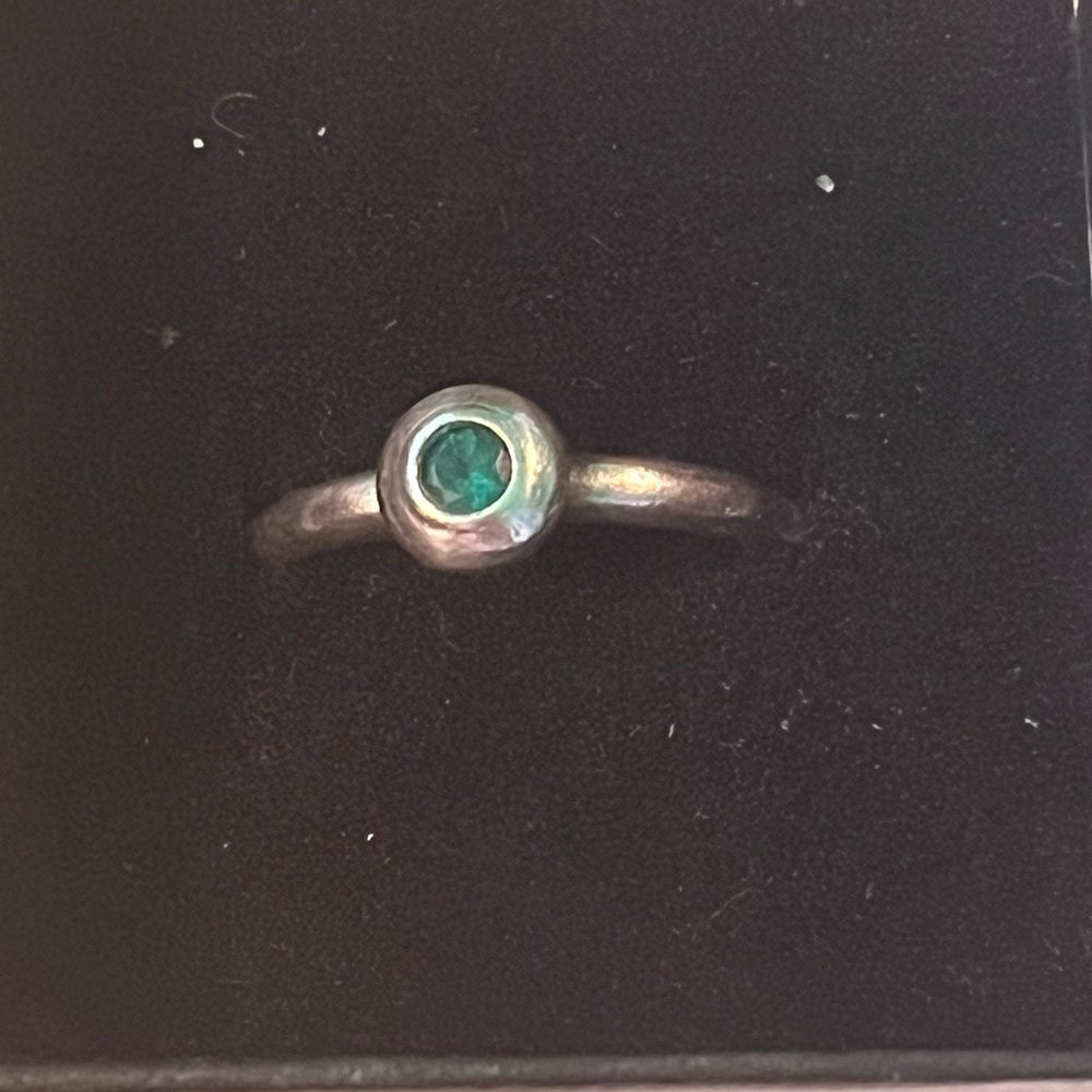 James Avery 🎉remembrance may birthstone with emerald
